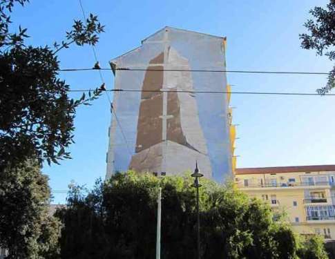 Tre pietre - uno storico murale cancellato a Cagliari