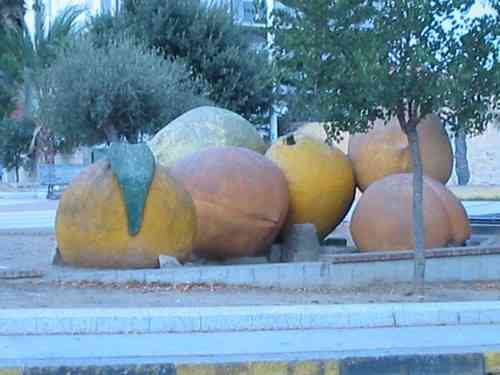 Monumento alla frutta - San Sperate