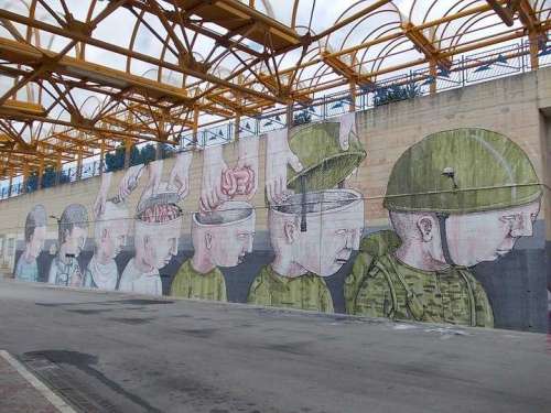 Il soldato - Murale contro la guerra - Campobasso
