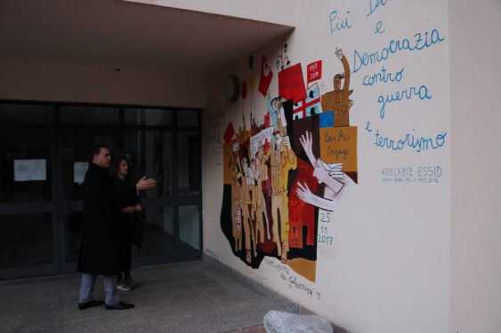 Orgosolo: un murale per commemorare uno storico incontro 
