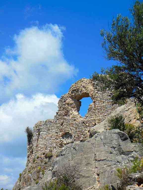 Il Castello di Quirra e il tesoro della contessa