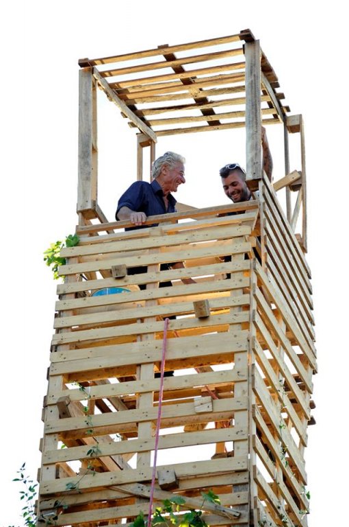 Torre di legno - contributo per Il muro d'Europa